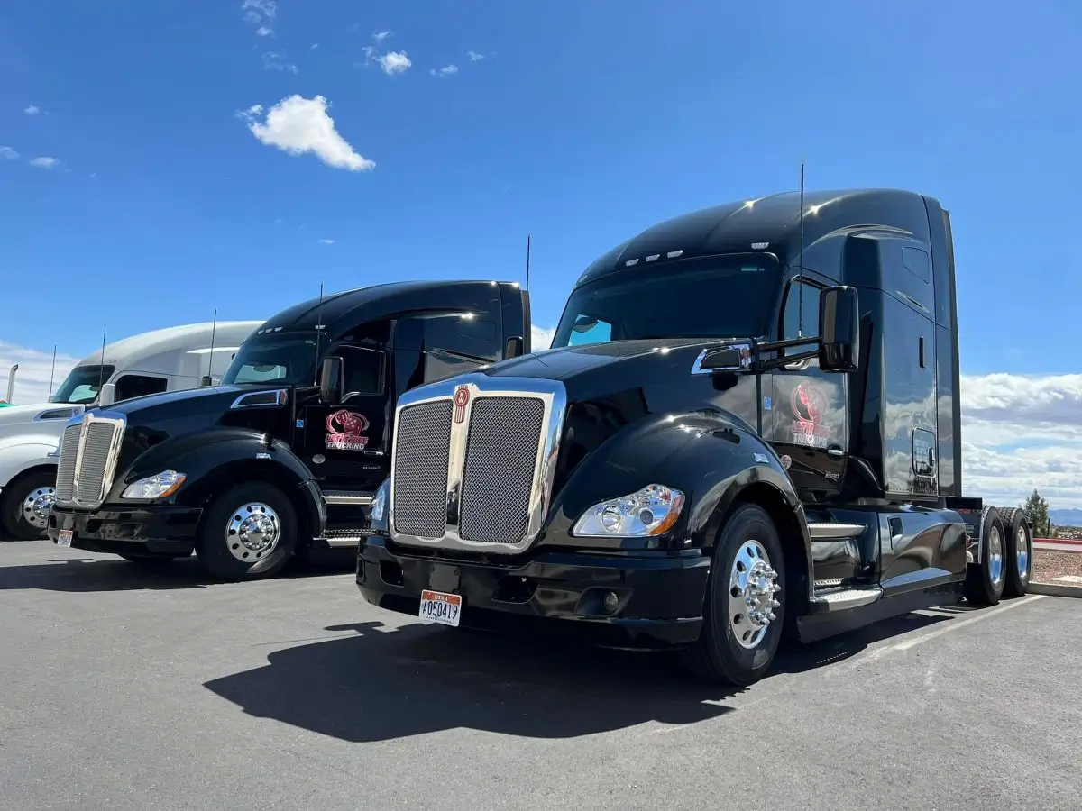 LetItRideTrucks-CloseUp-Md